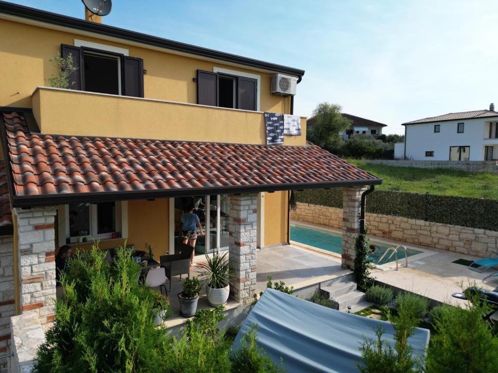 Villa Casa Colibri Brtonigla Esterno foto