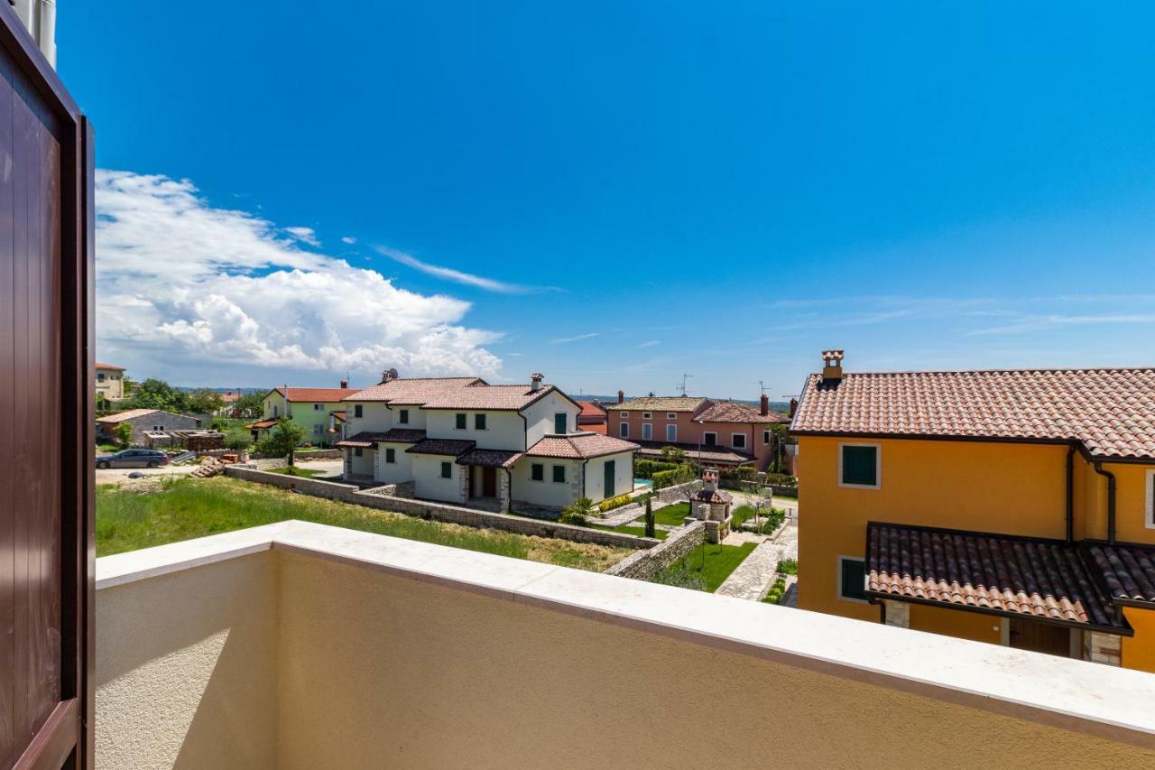 Villa Casa Colibri Brtonigla Esterno foto